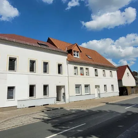 Apartman Seyfarthrooms - Monteurwohnung Grossroehrsdorf 4 - Zentrale Lage, Gute Anbindung, Ideal Fuer 2 Personen Grossrohrsdorf