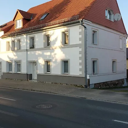 Lejlighed Seyfarthrooms - Monteurwohnung Grossroehrsdorf 4 - Zentrale Lage, Gute Anbindung, Ideal Fuer 2 Personen